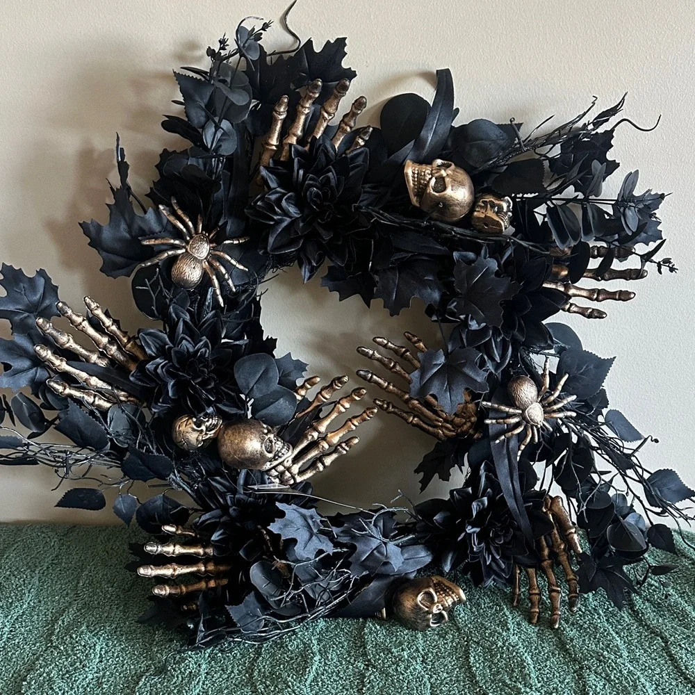 Rachel Zoe Halloween 🎃 Skull 💀 Wreath Black & Gold NEW!
